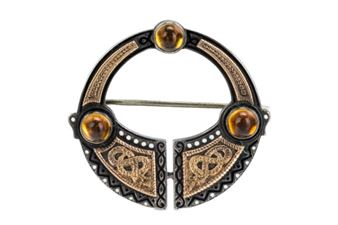 Fine & Decorative Arts Session I - A.H. Wilkens Auctions & Appraisals, Toronto