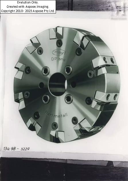 Thomas Ruff | Machine 3237 (2003) | MutualArt