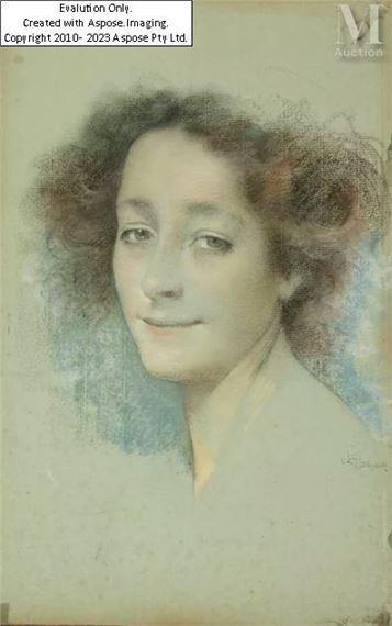 Portrait de femme de trois quart