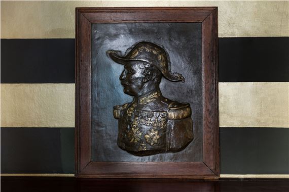 early 20th century French a bronze relief-cast portrait plaque of a Belgian general - Albert Desanfans