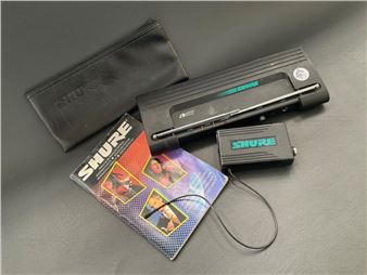 VINTAGE SHURE T4V DIVERSITY RECEIVER - Shure