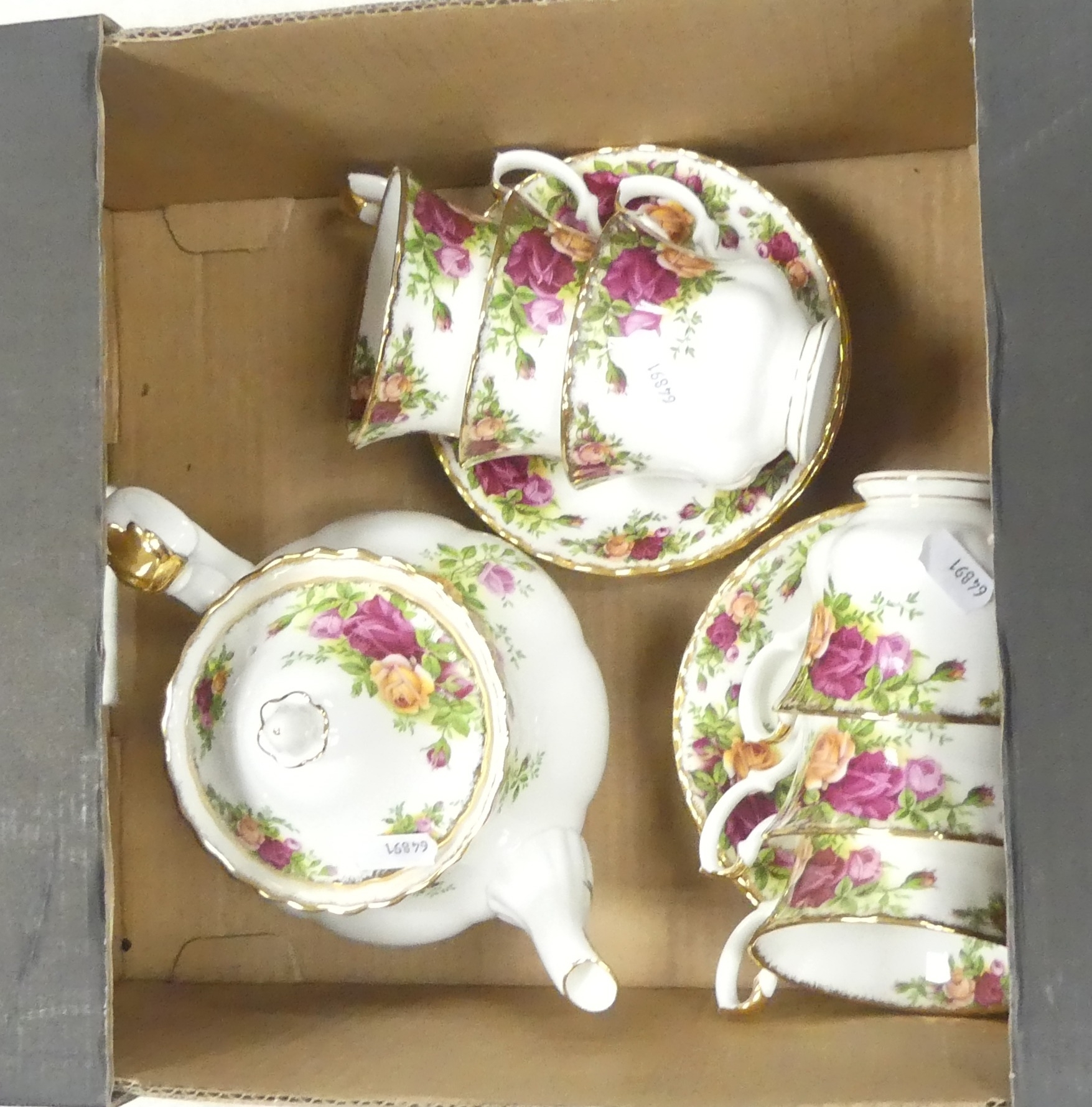 Royal Albert - Old Country Roses (Made In England) - Cup And Saucer