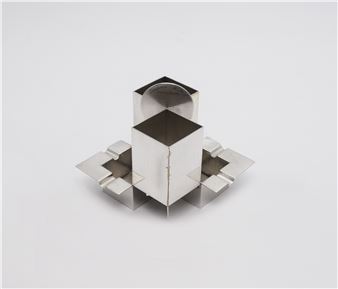 Przybornik do papierosów - Julia Keilowa