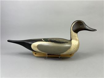 February 16th Decoy and Sporting Collectible Auction - Auctioneers Inc.