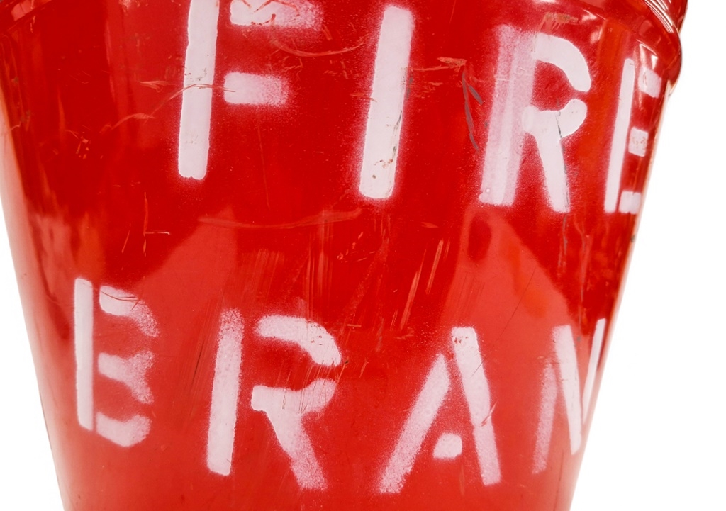 STEEL | VINTAGE STEEL RED PAINTED FIRE/BRAND FIRE BUCKET WITH SWING ...