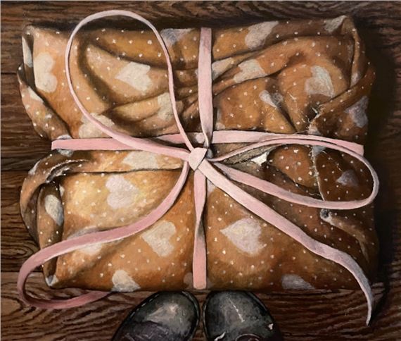 Surprises Unknown: The Art Of The Wrapping - Lehman College Art Gallery 