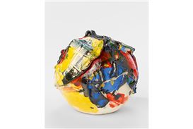 Exhibition at Xavier Hufkens Explores Lynda Benglis's Dynamic Interplay of Materials and Forms