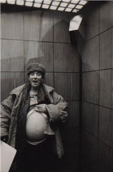 portrait of a pregnant woman - Sylvia Plachy