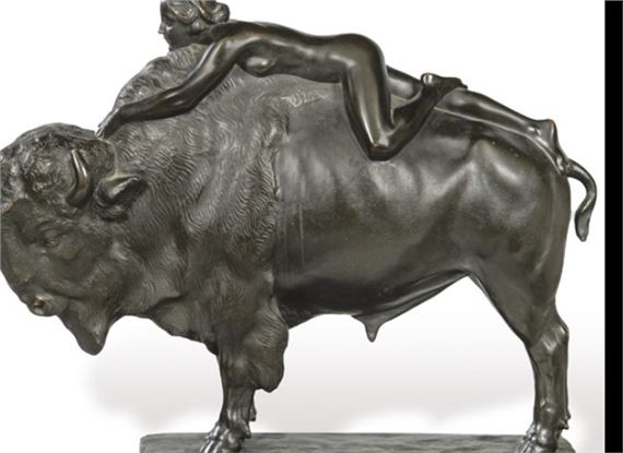 Mujer Recostada en un Bisonte - Karl August Donndorf