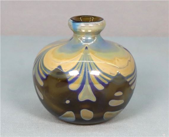 Peter Pellettieri Art Glass Cabinet Vase - Peter Pellettieri