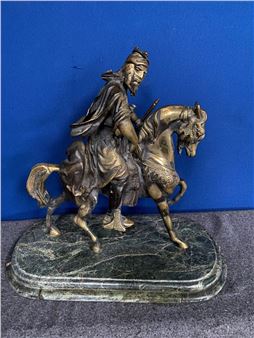 The Kinsale Collection – including a lovely collection of fine jewellery, silver, art, antiques, collectables & more! - Hegarty Antiques & Fine Art Auctions