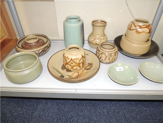 Thirteen pieces of Bullers , vases and bowls some de - Agnete Hoy