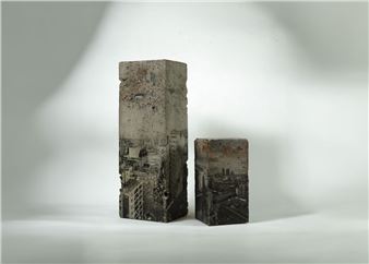 Thomas Jorion: Nouvelle série de Monolithes, grand format - Galerie Esther Woerdehoff, Paris