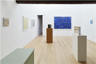 Simon Evans & Sarah Lannan: Humble Junkatarians Leaving White Frame - Galleri Bo Bjerggaard
