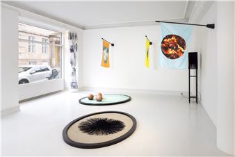 Anna Borgman & Morten Stræde: Slottet, hvor skæbner krydser hinanden - Galerie Mikael Andersen