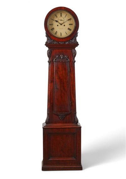 The circular painted dial with Roman chapters and subsidiary seconds dial inscribed - William Lamb