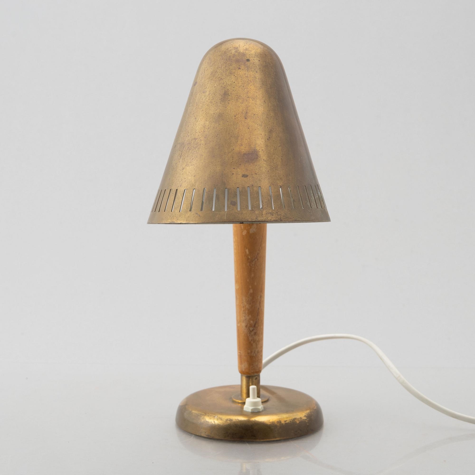 Artwork by Harald Notini, a model '15365' table lamp, Arvid Böhlmarks Lampfabrik, 1940's, Made of glass, wood and leather
