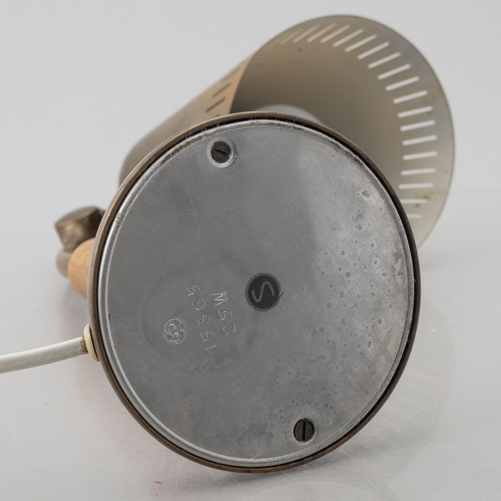 Artwork by Harald Notini, a model '15365' table lamp, Arvid Böhlmarks Lampfabrik, 1940's, Made of glass, wood and leather