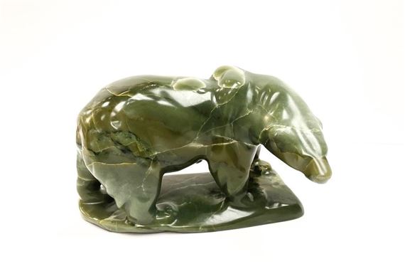 (1953 - 2022) E71103 Igloolik
Bear
soapstone
6.25 x 9.5 x 7.5 in 15.9 x 24.1 x 19 cm 1998
signed - Mark Totan