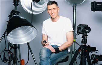 Fame, Fantasy and Photographs: The Pop Culture Moments Markus Klinko Defined