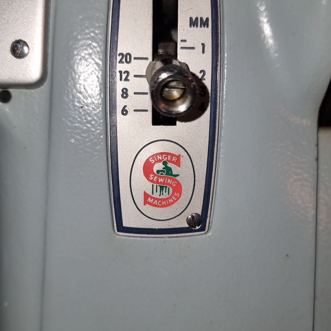 Machine | Vintage SingerK sewing machine, from the midth century (Mid ...