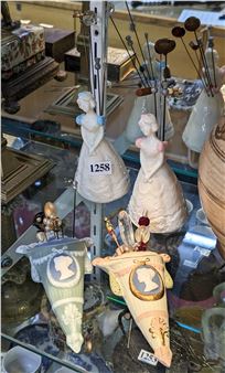 LILLIAN BAKER HAT PIN HOLDERS AND HATPINS - Lillian