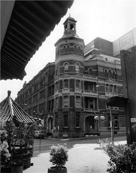 The old Trades Hall building at Haymarket, 1987 by Anton Cermak, 1987