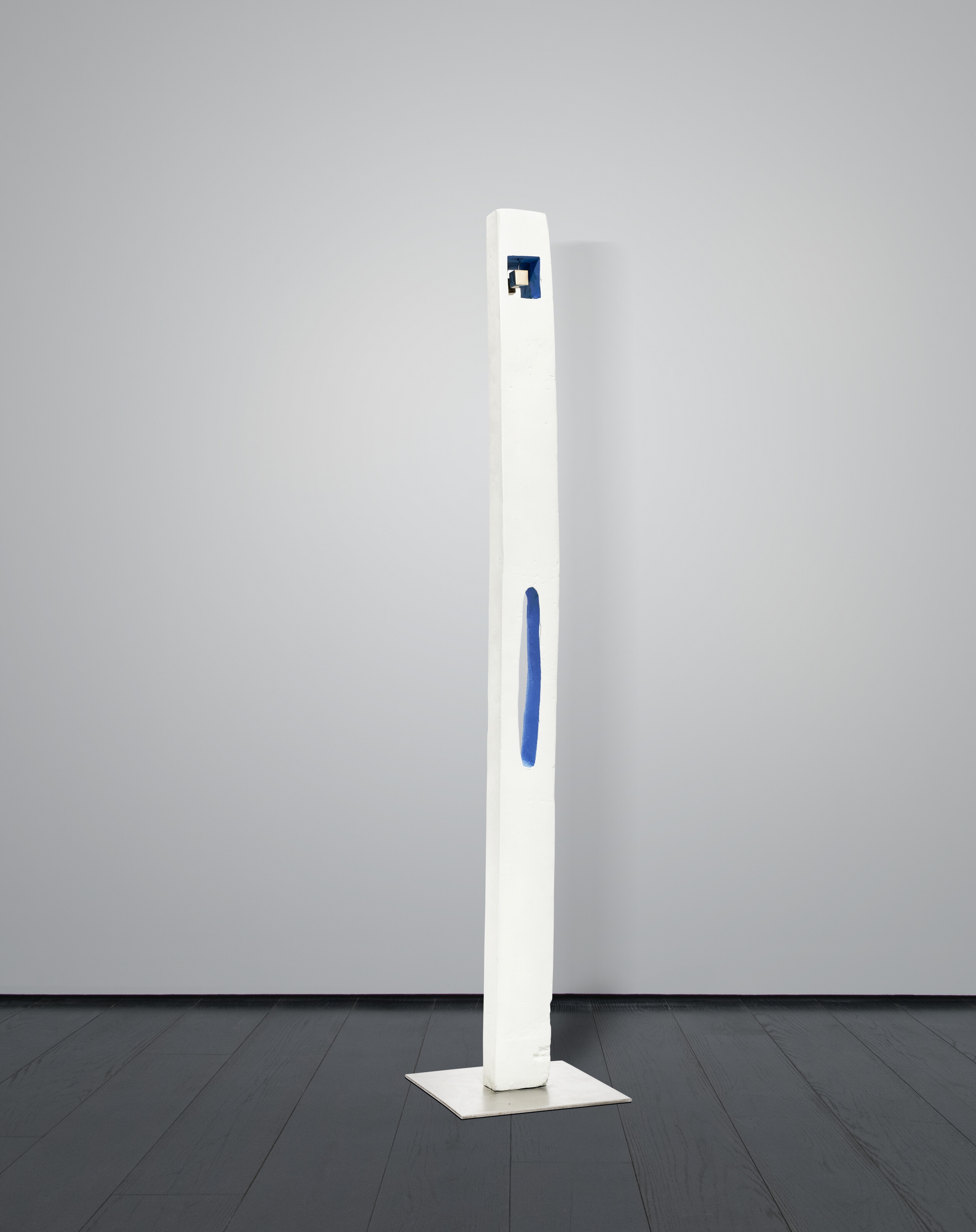 Artwork by Louise Bourgeois, Pillar, Made of painted bronze, polished bronze, stainless steel and mirror
