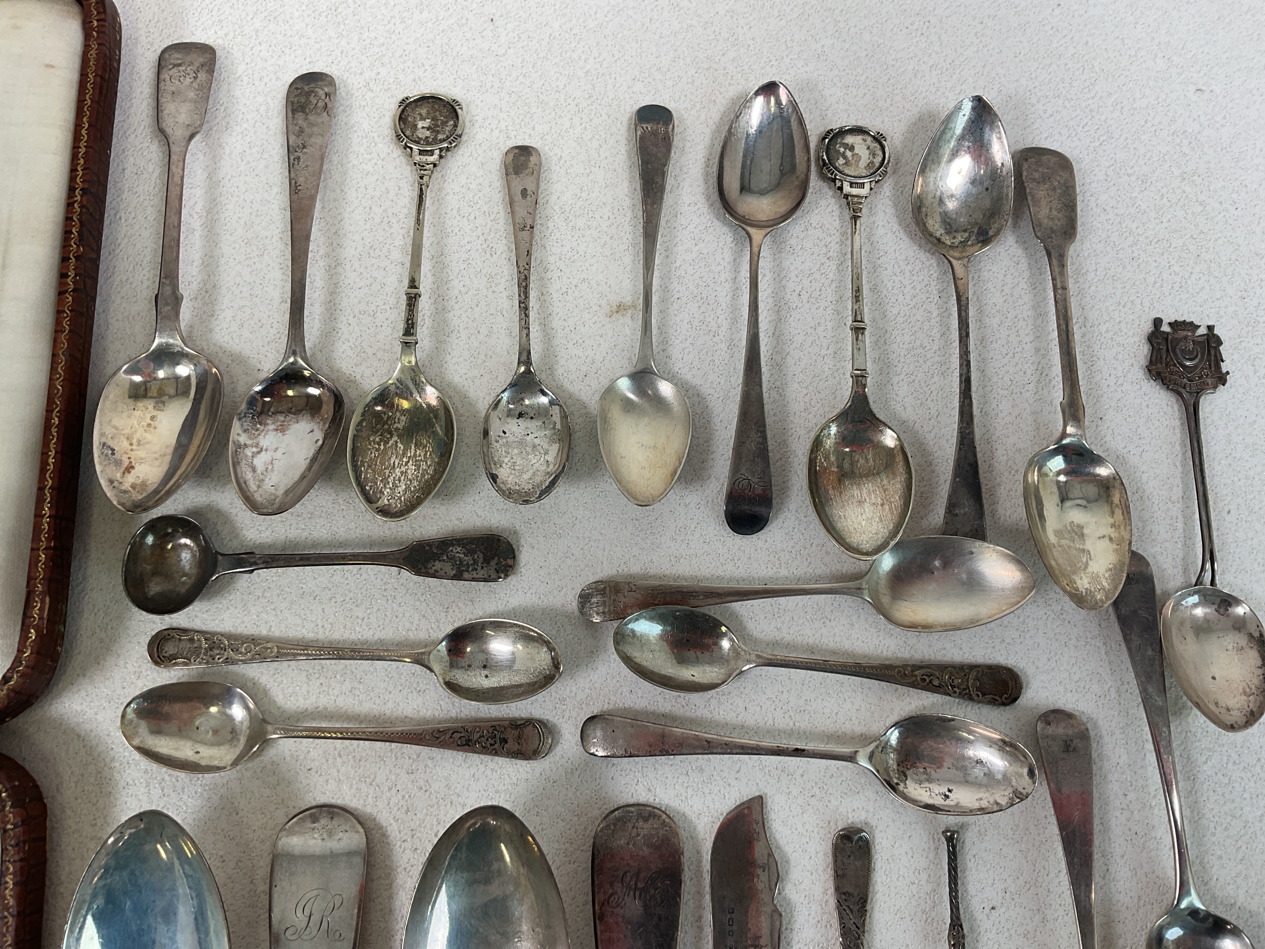 Unknown | various hallmarks (Circa 13) | MutualArt