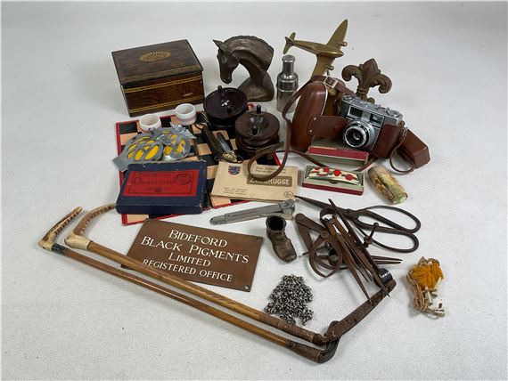 to include an Agfa camera by Cutter