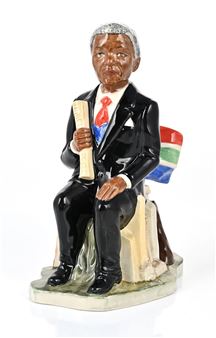 Kevin Francis Ceramics porcelain figurine Toby Jug of Nelson Mandela, modelled by Andy Moss, Limited edition 114 /250, height 24 cm - Kevin Francis Ceramics