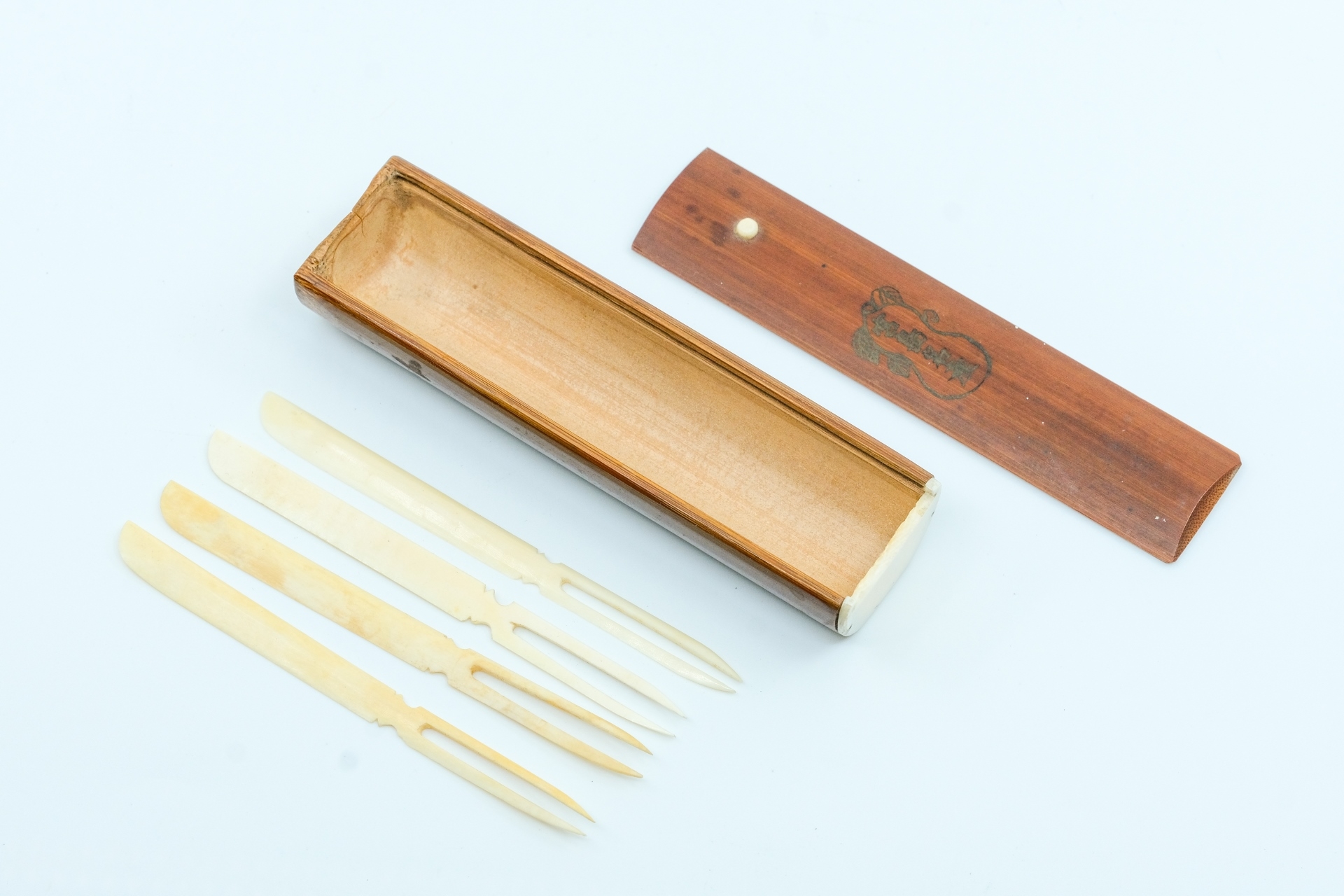 Unknown | ANTIQUE TOOTHPICK BOX WITH PRE-BAN IVORY TOOTHPICK | MutualArt