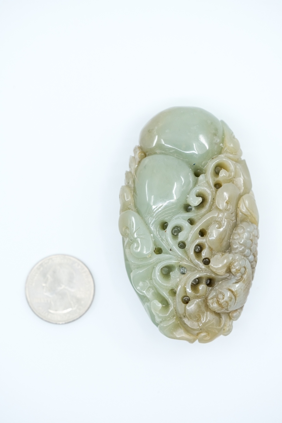 Marine | VINTAGE CARVED TRANSLUCENT JADE FISH PENDANT | MutualArt