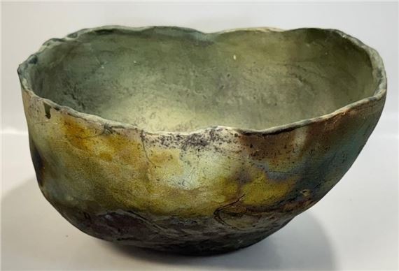 LARGE SUSAN LEVENSTEIN SIGNED RAKU POTTERY BOWL by Susan Lavenstein