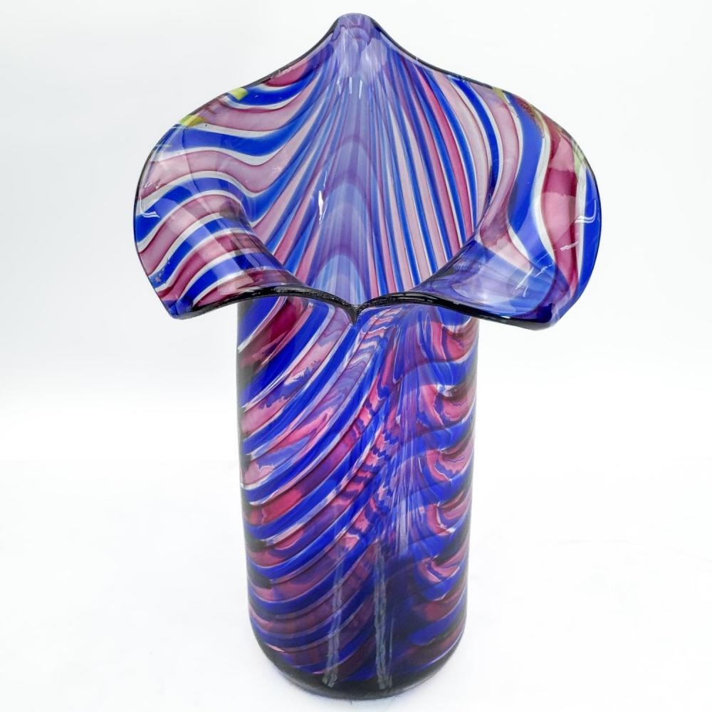 Elio Raffaeli | Vintage Elio Raffaeli Murano Italian Glass Vase | MutualArt