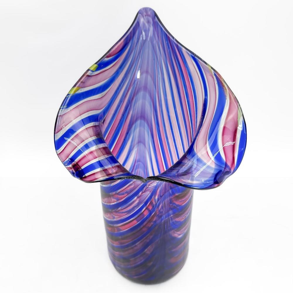Elio Raffaeli | Vintage Elio Raffaeli Murano Italian Glass Vase | MutualArt