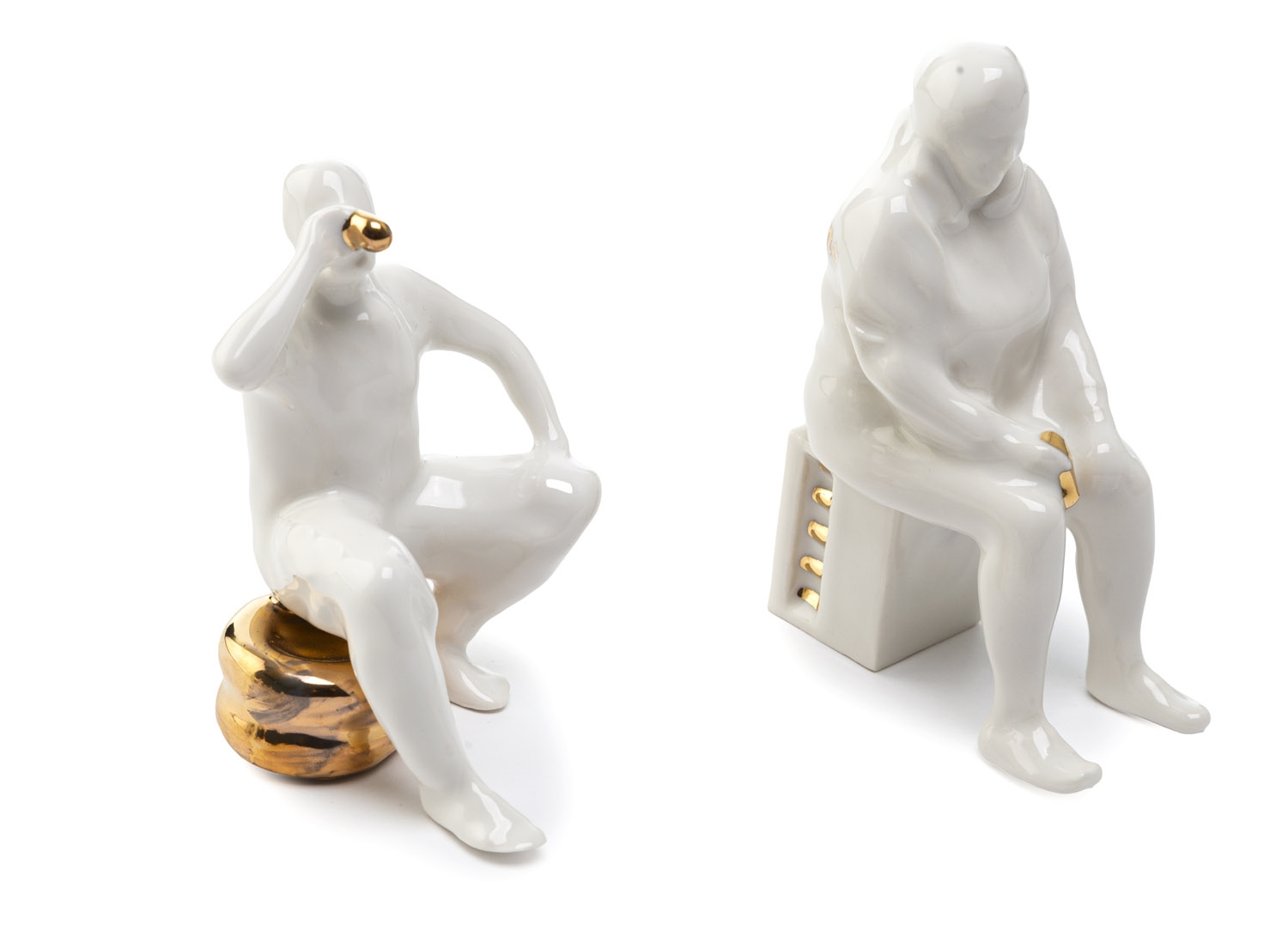 Artwork by Natalia Magalska, The nobility doesn't work, Made of porcelain painted on glaze