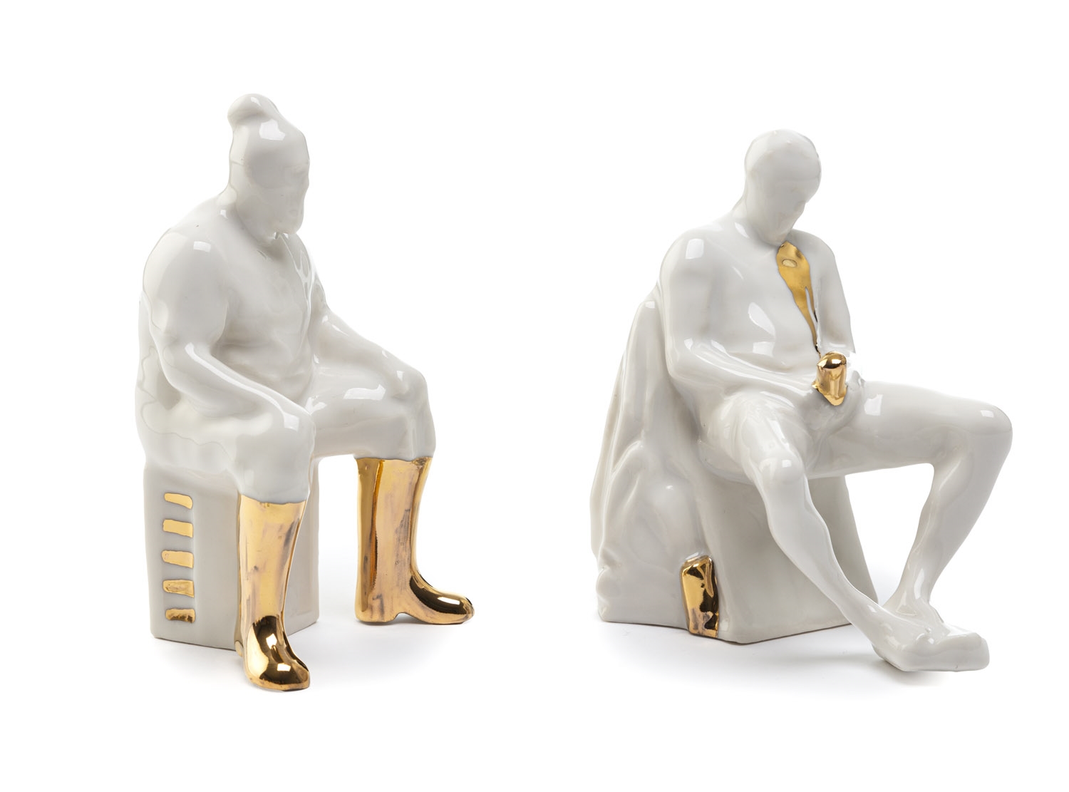 Artwork by Natalia Magalska, The nobility doesn't work, Made of porcelain painted on glaze