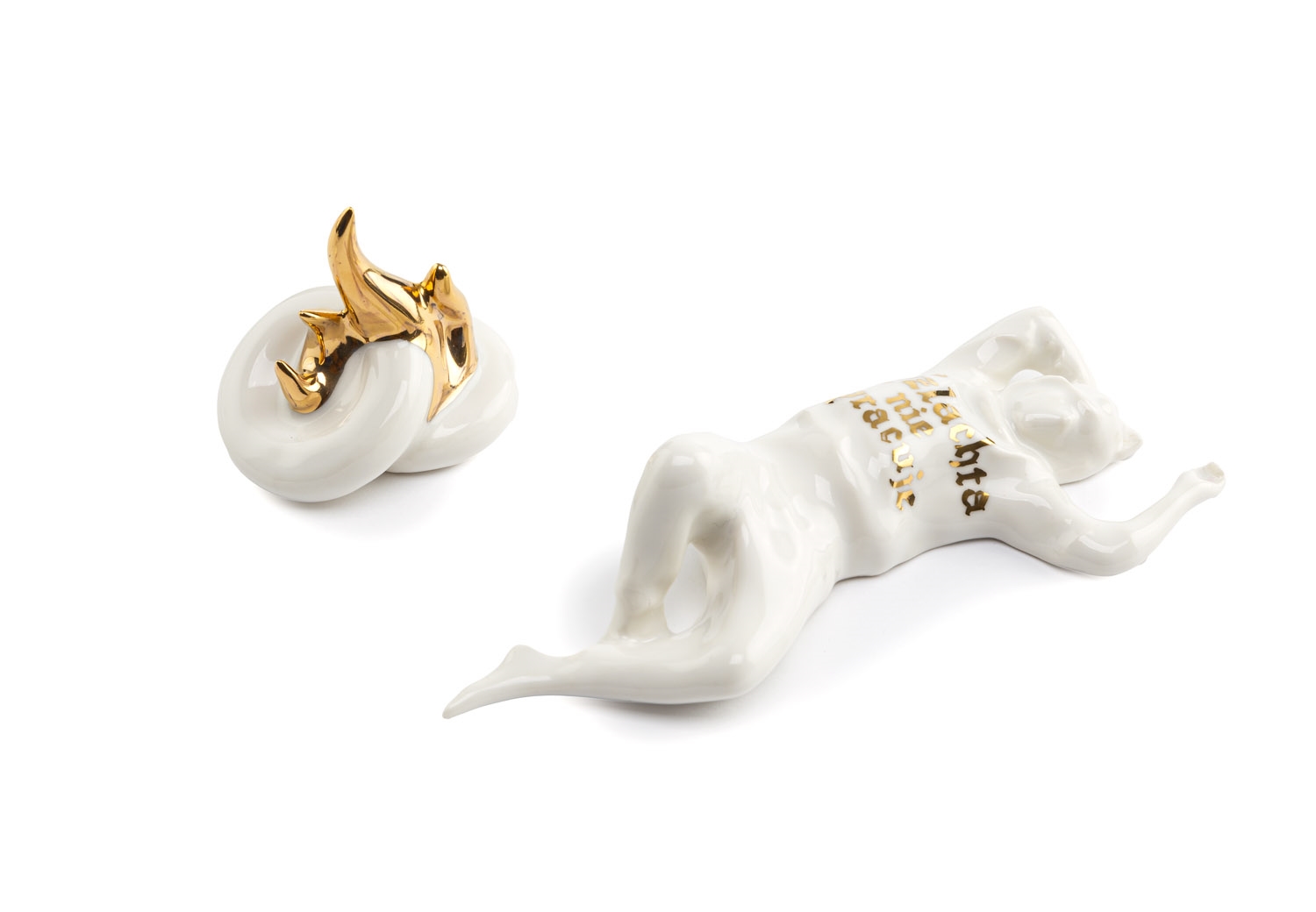 Artwork by Natalia Magalska, The nobility doesn't work, Made of porcelain painted on glaze