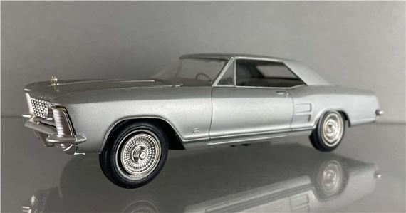 Riviera | 1964 Buick Riviera Model Car Turn off bid sound (1964 ...