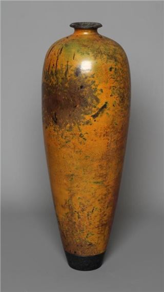A TALL STONEWARE VASE of flared rounded form with mottled bronze - Andrew Hill