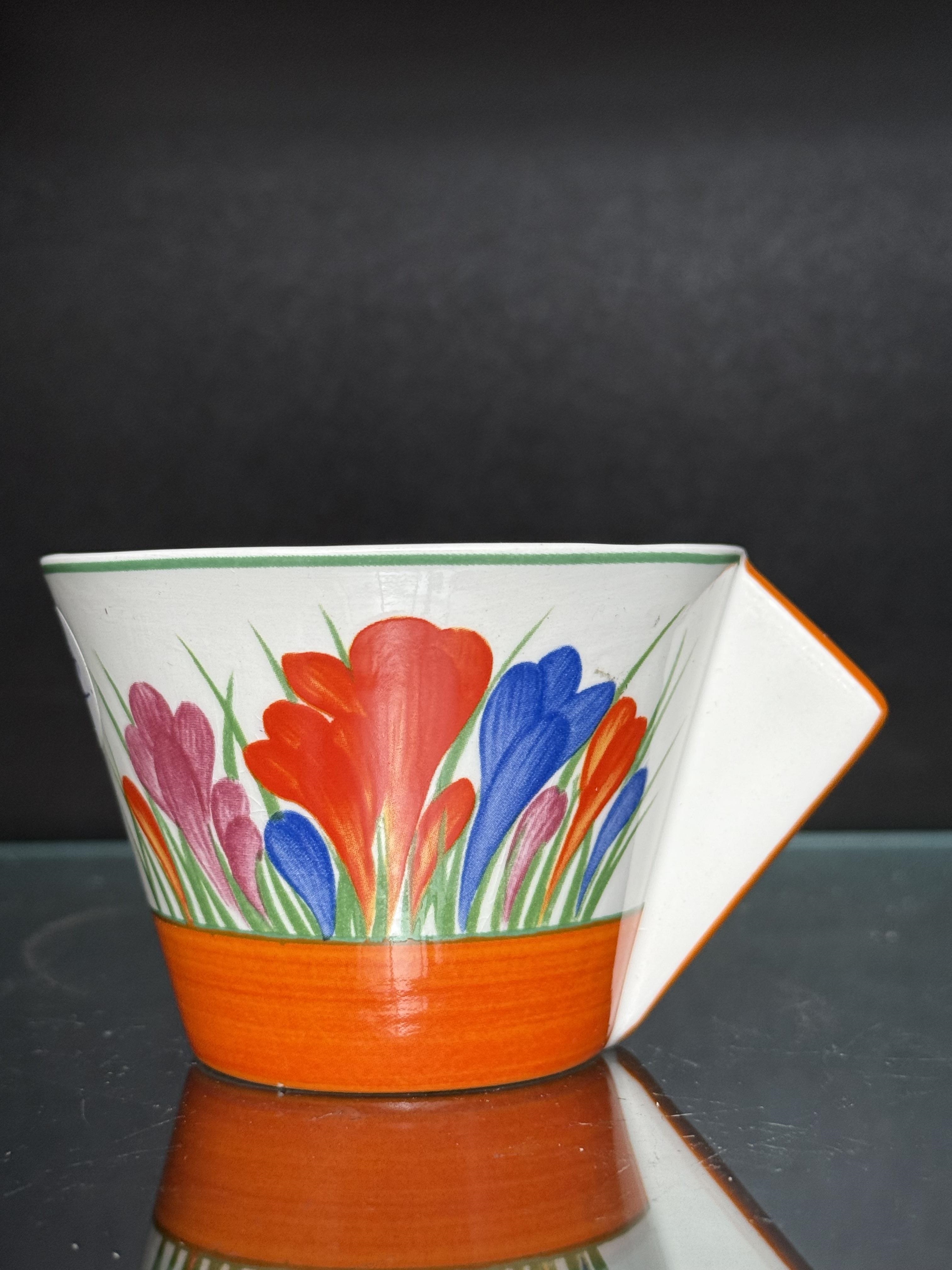Clarice Cliff | Clarice Cliff Crocus deco cup | MutualArt