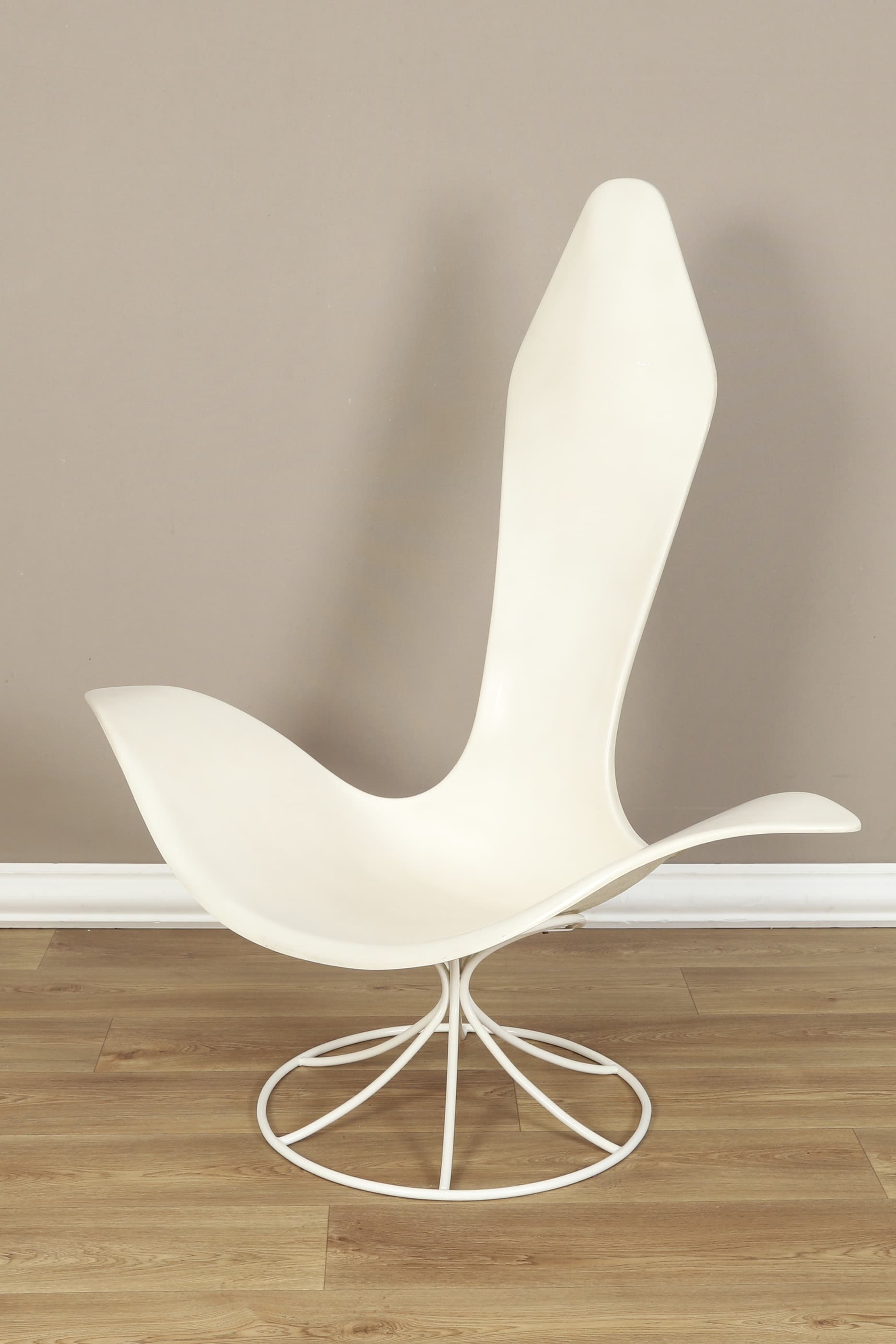Artwork by Estelle Laverne, Erwine Laverne, Fauteuil Tulip, Made of White lacquered iron base, fiberglass shell