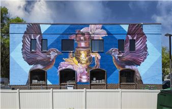 Artist in the Process of Going Deaf Creates Scenes of Resilience with Her Monumental Murals [Interview]