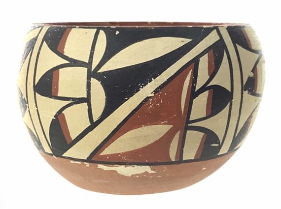 Chinana Jemez Signed Acoma Pottery Pot - Chinana Jemez