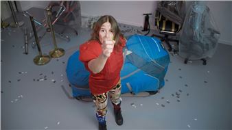 Panhans & Winkler Expose the Dark Side of Gig Economy and Self-Optimization at Drawing Room, Hamburg