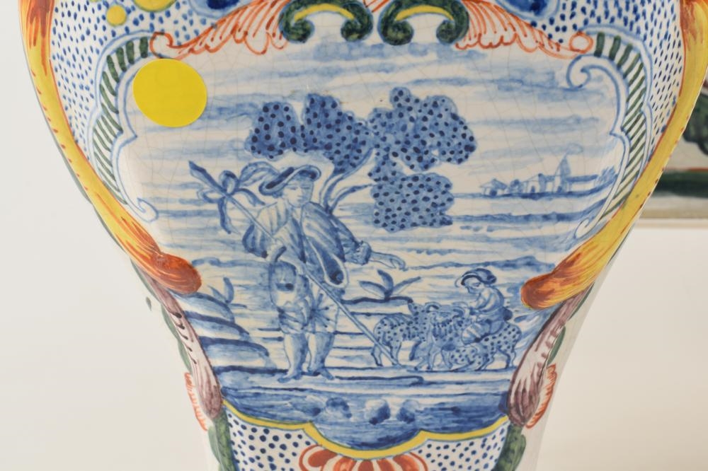 Delft | 18th century 5-piece Delft pottery polychrome decorated ...