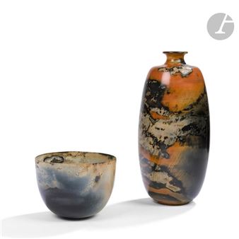 - 2WORKS A tall vase with a soliflore neck and a bowl - Sophie Houdebert