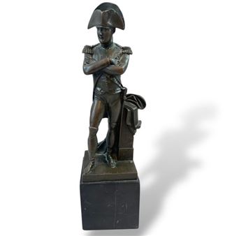 Estates and miscellaneous: historical memorabilia, manuscripts, paintings, furniture, objets d'art, jewelry and fashion - Asta