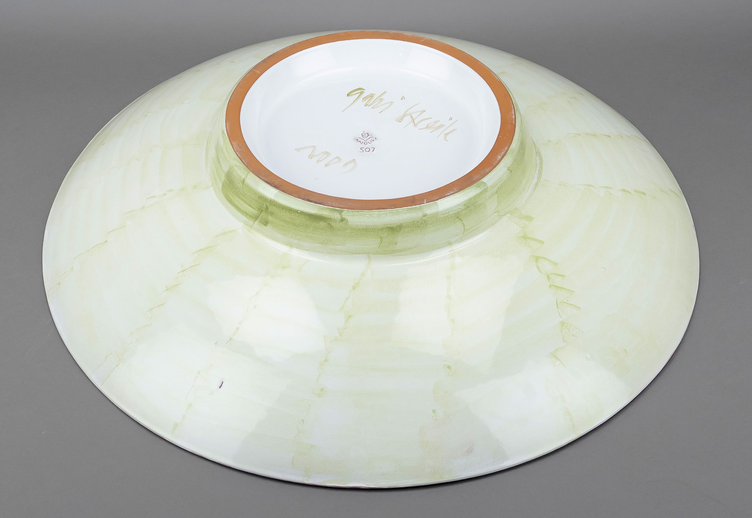 Artwork by Gabi Streile, Große Trentoschale „Rose, Made of Majolika